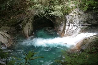 「母胎渕」のサムネイル画像