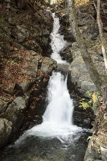 「乾門・白虎の滝」のサムネイル画像