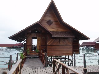 「水上コテージ」のサムネイル画像