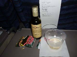 「機内食」のサムネイル画像