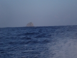 「久米島 トンバラポイントの岩」のサムネイル画像