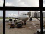 「整備中の機体」のサムネイル画像